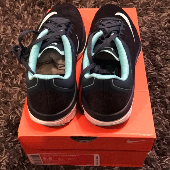 Women’s Nike FS Lite Run 4 - Picture 4 of 5